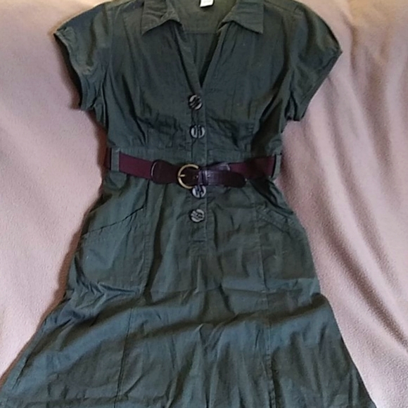 Dress - Picture 1 of 1